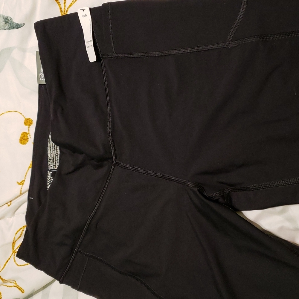 NWT VS Total Knockout Tight Large